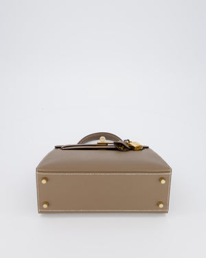 Hermès Kelly 25 Sellier in Etoupe Epsom Leather with Gold Hardware