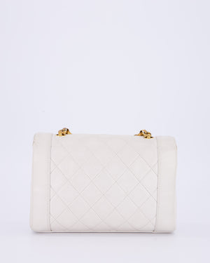 *RARE* Chanel Vintage Mini Diana Flap Bag in White Lambskin Leather with 24K Gold Hardware