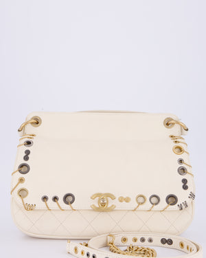 Chanel White Piercing Chic Crossbody Bag in Caviar Leather With Mixed Hardware