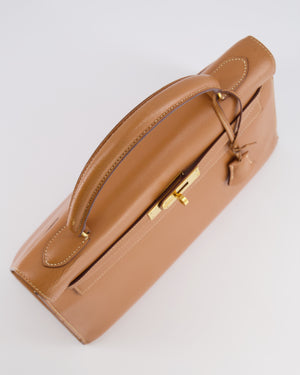 Hermès Vintage Kelly 32 Sellier Bag in Gold Courchevel Leather with Gold Hardware