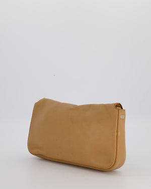 Fendi Vintage Baguette Bag in Beige Lambskin Leather with Gold Studded Hardware