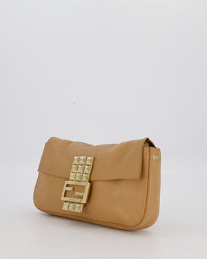 Fendi Vintage Baguette Bag in Beige Lambskin Leather with Gold Studded Hardware