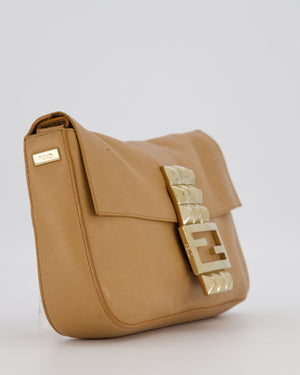 Fendi Vintage Baguette Bag in Beige Lambskin Leather with Gold Studded Hardware
