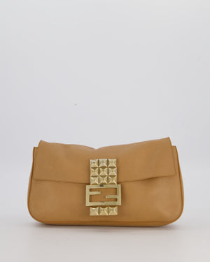 Fendi Vintage Baguette Bag in Beige Lambskin Leather with Gold Studded Hardware