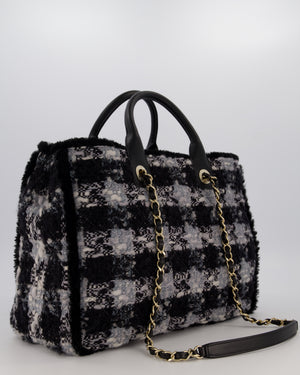 Chanel 25N Grey and Black Tweed Shopping Totte Bag With Champagne Hardware and Leather Handle