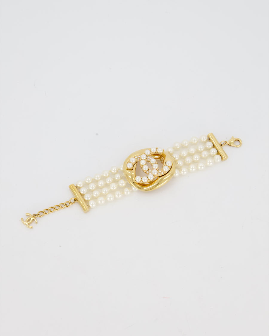 Chanel Pearls and Gold Turnlock Bracelet With CC Logo