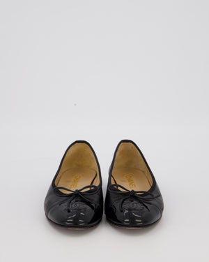 Chanel Black Lambskin Ballet Flats With Patent CC Logo Toecap Size EU 37.5