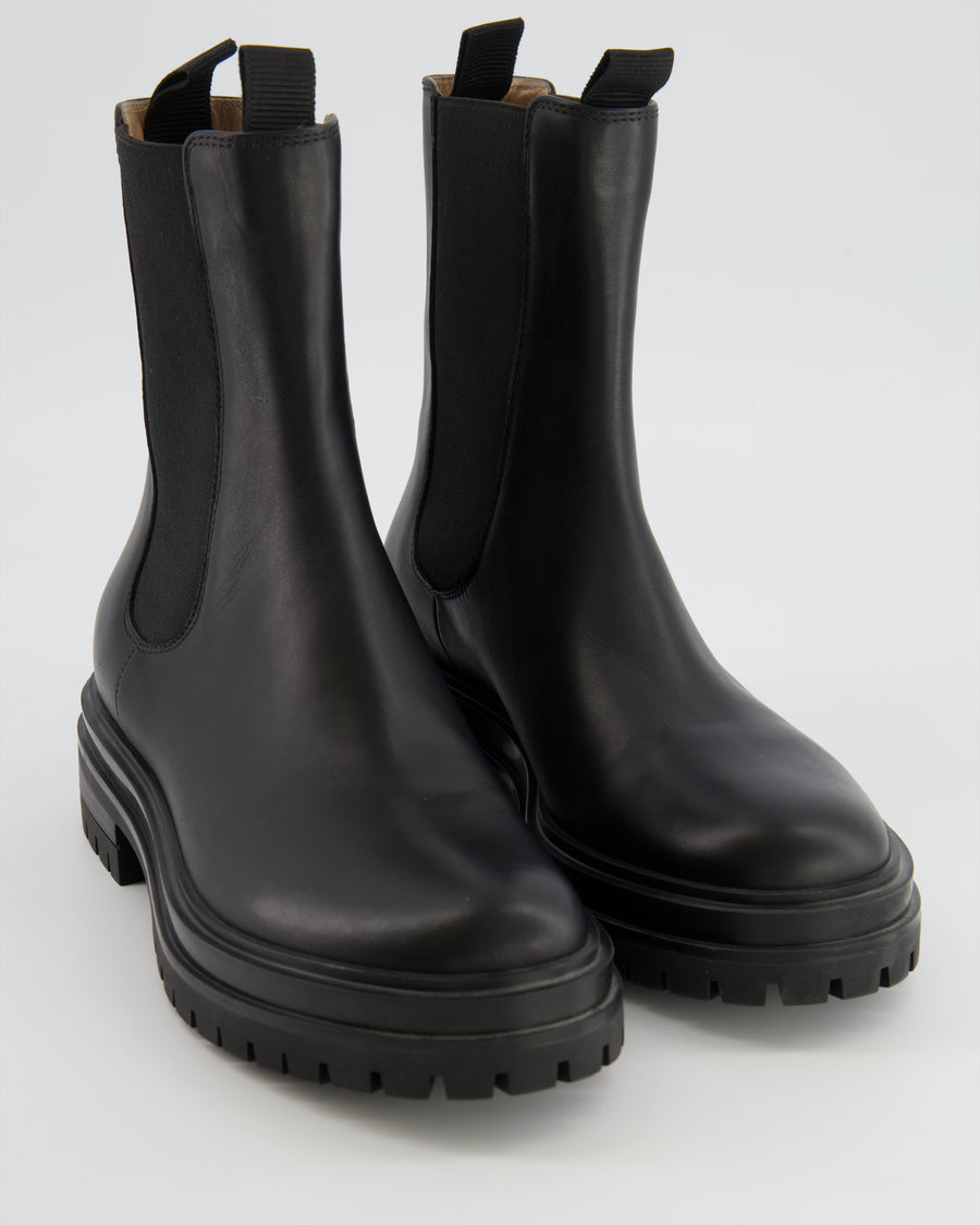 Gianvito Rossi Black Leather Chester Chelsea Ankle Boots Size EU 38
