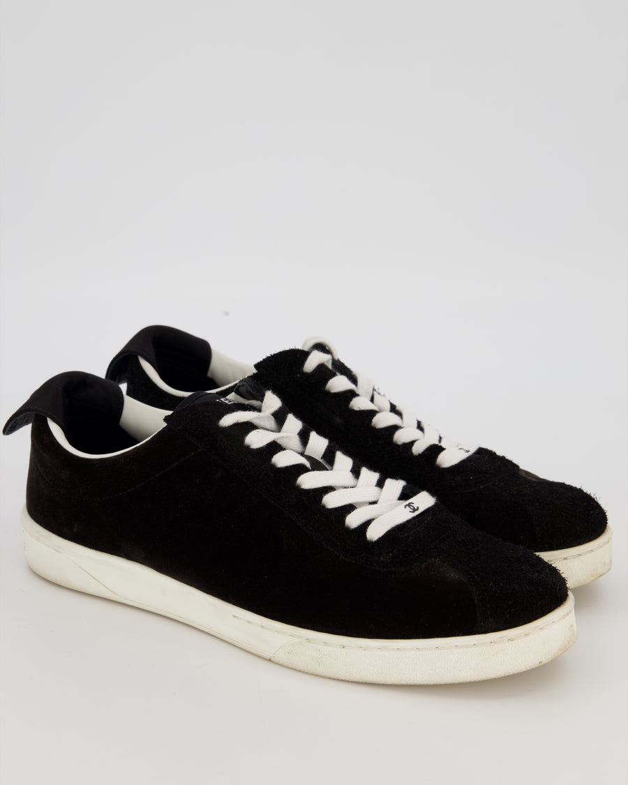 Chanel CC Logo Trainers in Black Suede Size EU 40