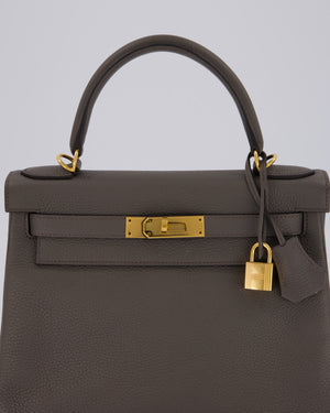 Hermès Kelly 28 Retourne Bag in Gris Etain Togo Leather with Gold Hardware