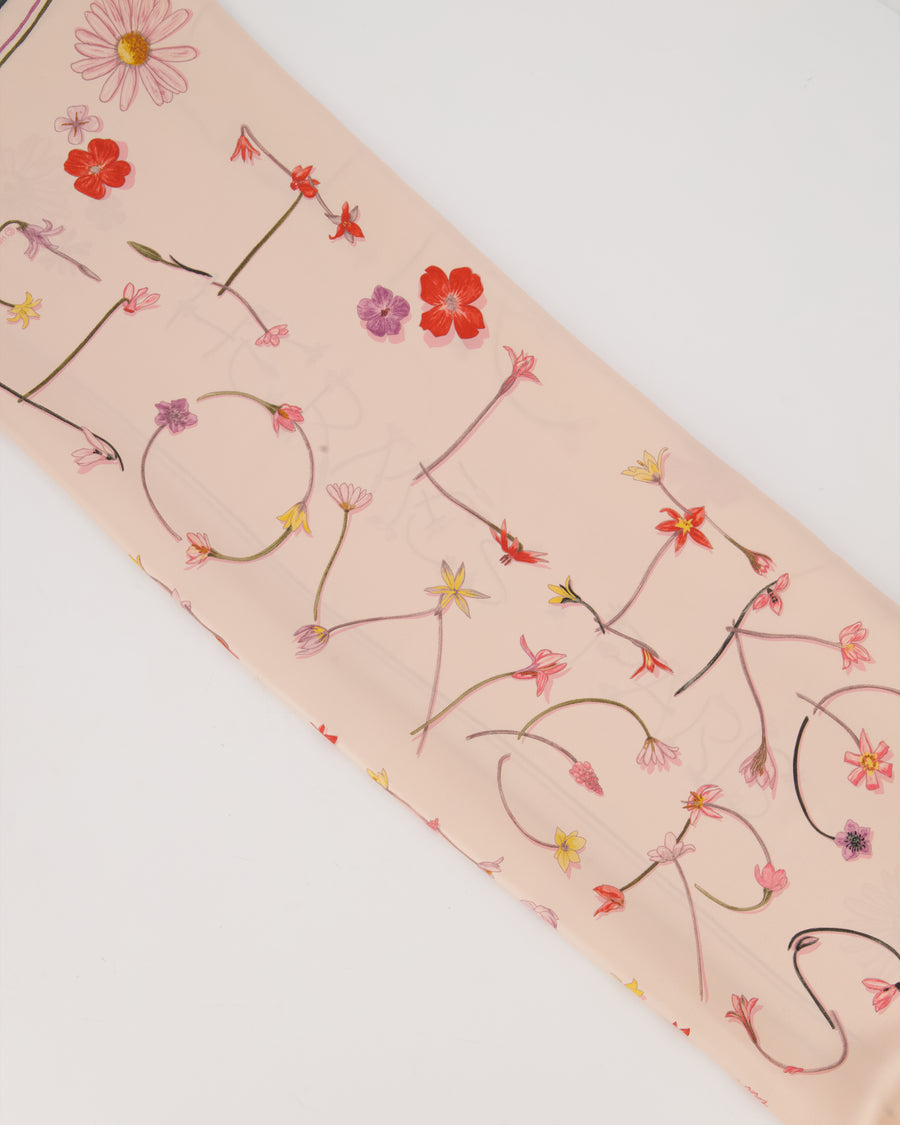Hermès I Like Flowers Silk Scarf 70 in Pastel Pink and Navy Blue with Flower Detailing