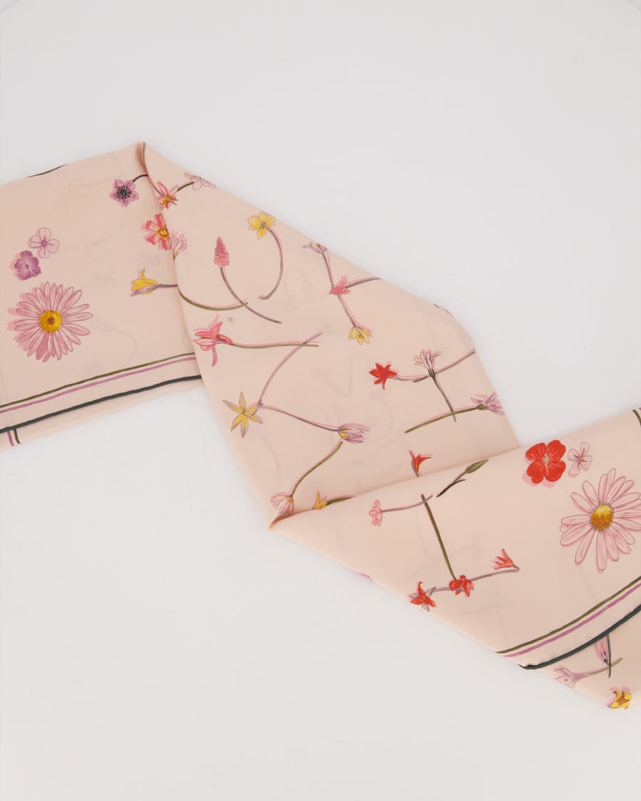 Hermès I Like Flowers Silk Scarf 70 in Pastel Pink and Navy Blue with Flower Detailing