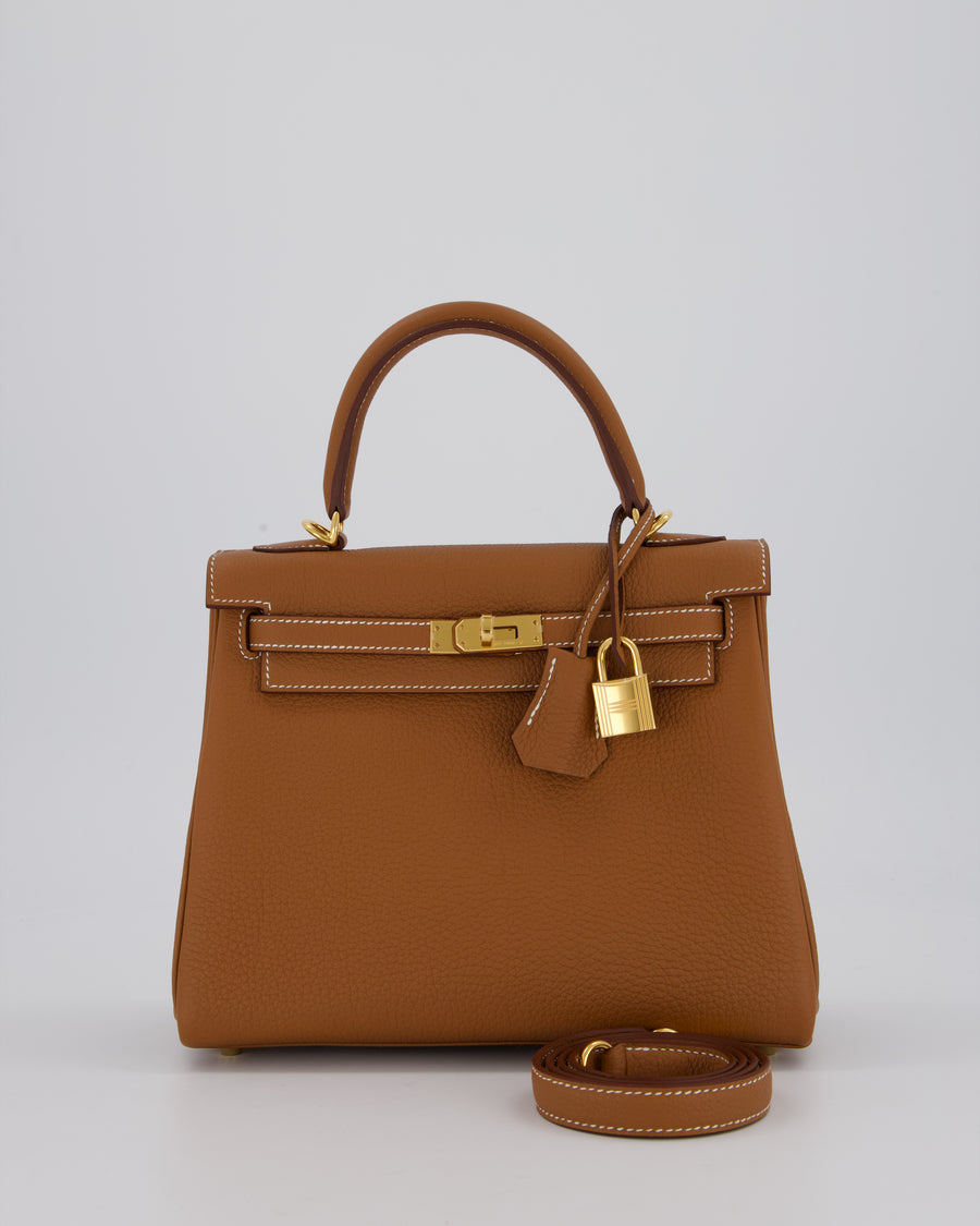 Hermès Kelly 25 Retourne Bag in Gold Togo Leather with Gold Hardware