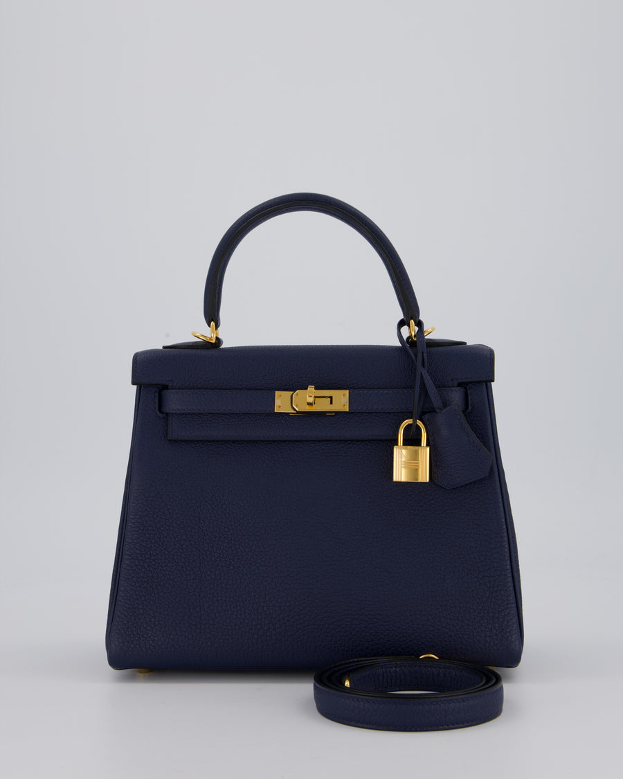 Hermès Kelly 25 Retourne Bag in Bleu Navy Togo Leather Bleu with Gold Hardware