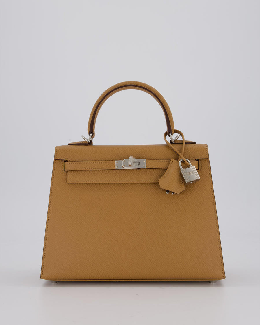 Hermès Kelly 25 Sellier Bag in Biscuit Epsom Leather with Palladium Hardware