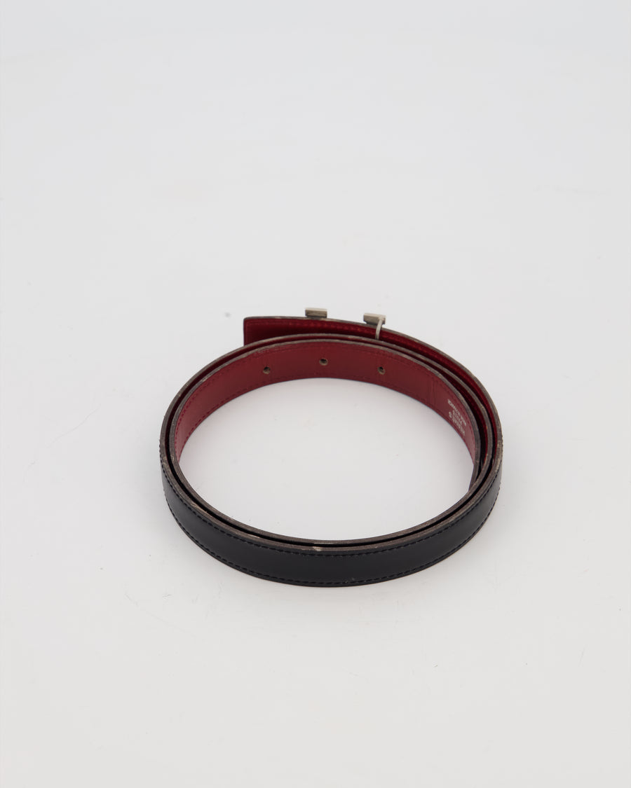 Hermès Au Carré Reversible Belt in Noir Swift Leather and Rouge Interior with Palladium H Buckle 80cm