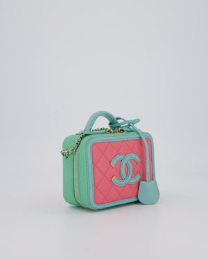 Chanel Tricolour Caviar leather Vanity Case Bag with Blue CC Leather Logo Detail