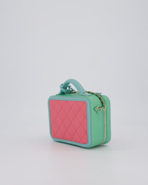 Chanel Tricolour Caviar leather Vanity Case Bag with Blue CC Leather Logo Detail