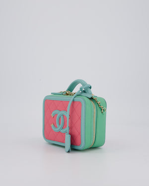 Chanel Tricolour Caviar leather Vanity Case Bag with Blue CC Leather Logo Detail