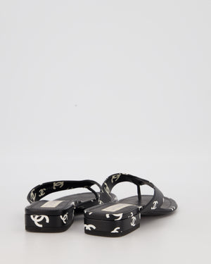 Chanel Black and White Leather 22S Interlocking CC Logo Printed Thong Sandals Size EU 39