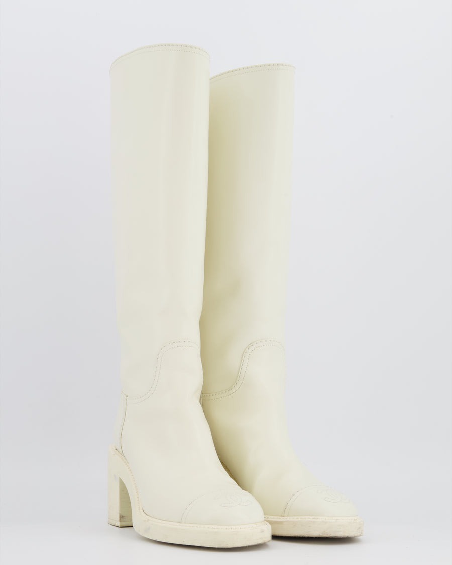Chanel White Leather Knee-High Heeled Boots with CC Logo Detail and Gold Back CC Logo Size EU 37C