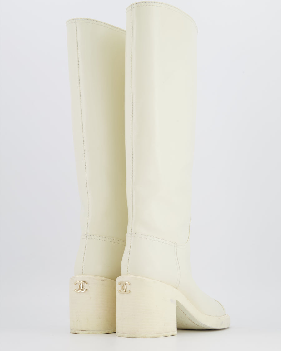 Chanel White Leather Knee-High Heeled Boots with CC Logo Detail and Gold Back CC Logo Size EU 37C