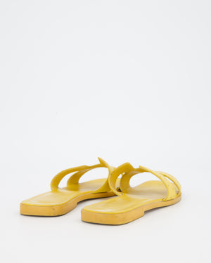 Hermès Oran in Amarelo Ostrich Leather Size EU 38
