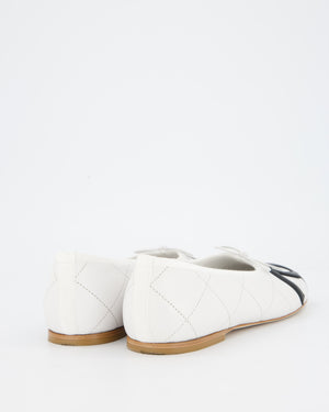 Chanel by Matthieu Blazy White Cambon CC Quilted Flat Ballet Pumps Size EU 40.5C