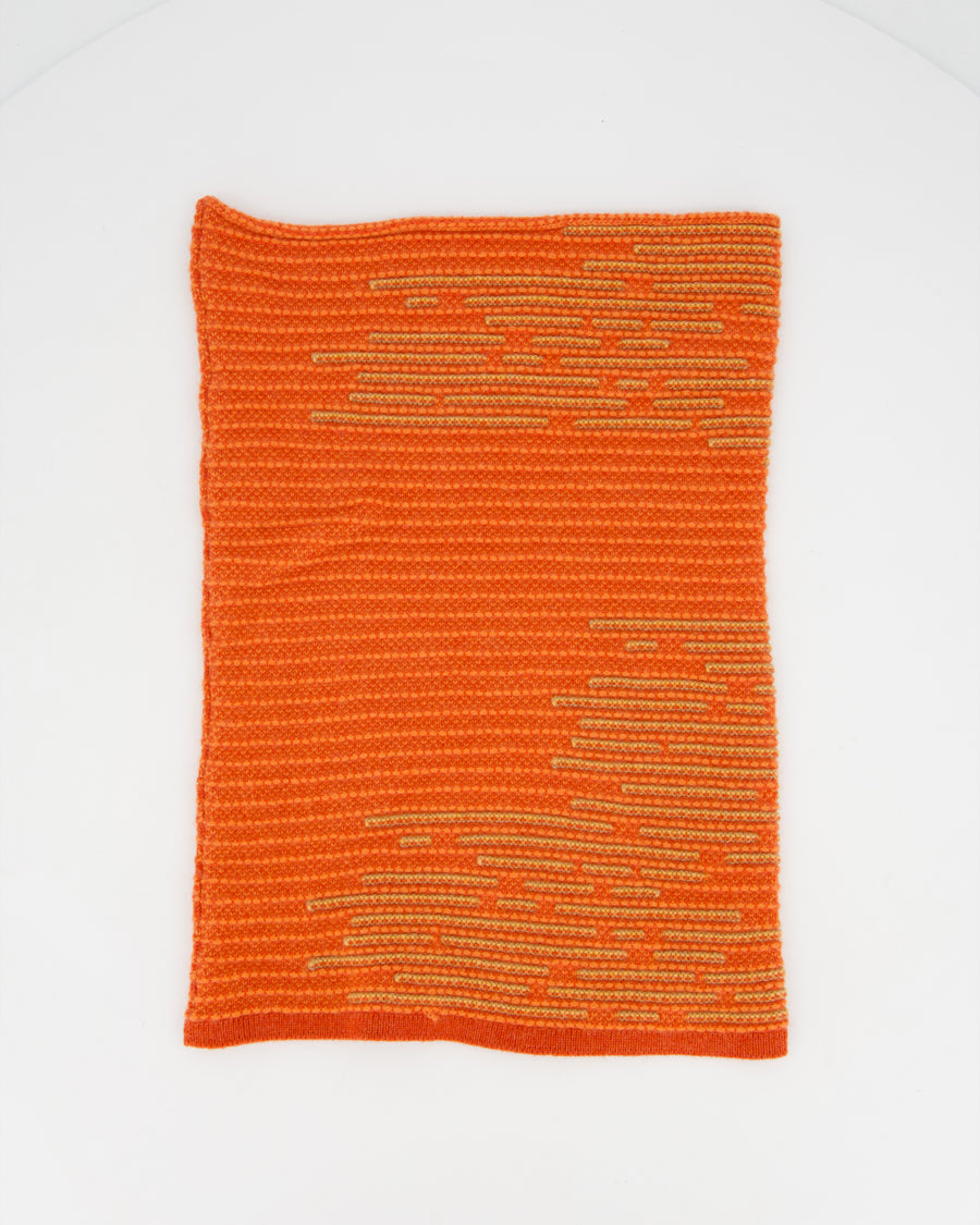 Chanel 14K Multi-Tonal Orange Knit Snood 27cm x 36cm