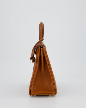*SUPER RARE* Hermès Kelly 25 Retourne Bag in Fauve Barenia Faubourg Leather with Palladium Hardware