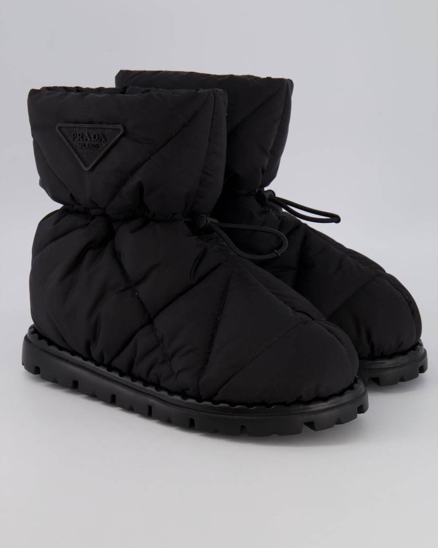 Prada Re-Nylon Puffer Boots in Black with Drawstring and Logo Patch Detail Size EU 37.5 RRP £850