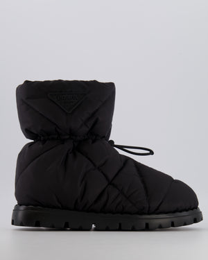 Prada Re-Nylon Puffer Boots in Black with Drawstring and Logo Patch Detail Size EU 37.5 RRP £850