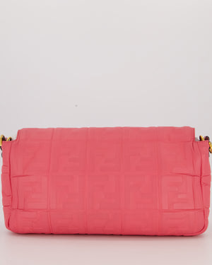 Fendi Pink Baguette Large Shoulder Bag in Embossed Leather with Gold Hardware