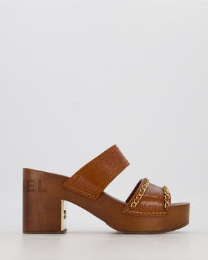Chanel Brown Clog Sandals In Crackled Leather With Gold Chain Details Size EU 42