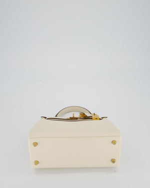 Hermès Kelly 25 Retourne Bag in Nata Swift Leather with Gold Hardware