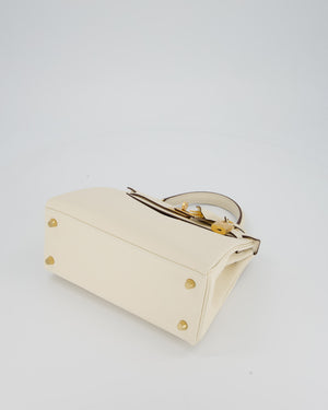 Hermès Kelly 25 Retourne Bag in Nata Swift Leather with Gold Hardware