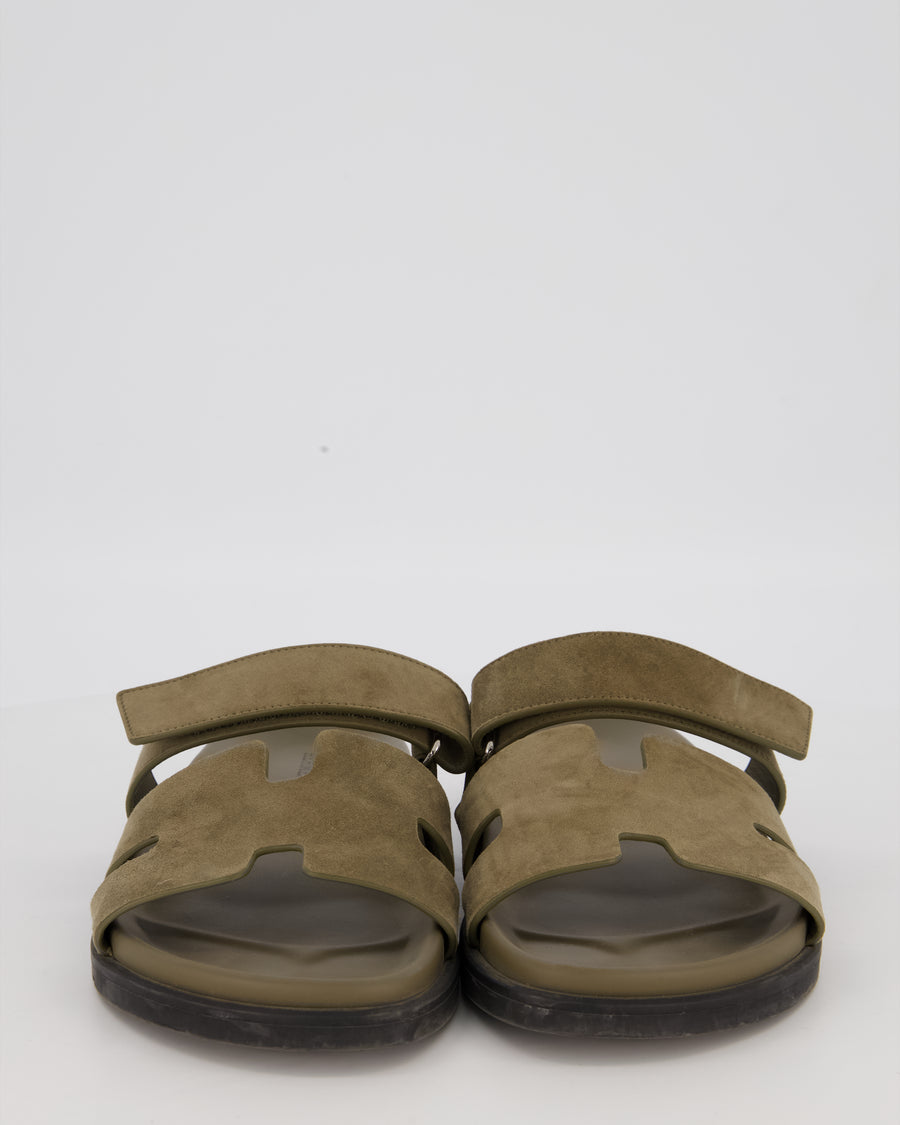 Hermès Chypre in Vert Toundra Sandals in Suede Goatskin Leather Size EU 42.5