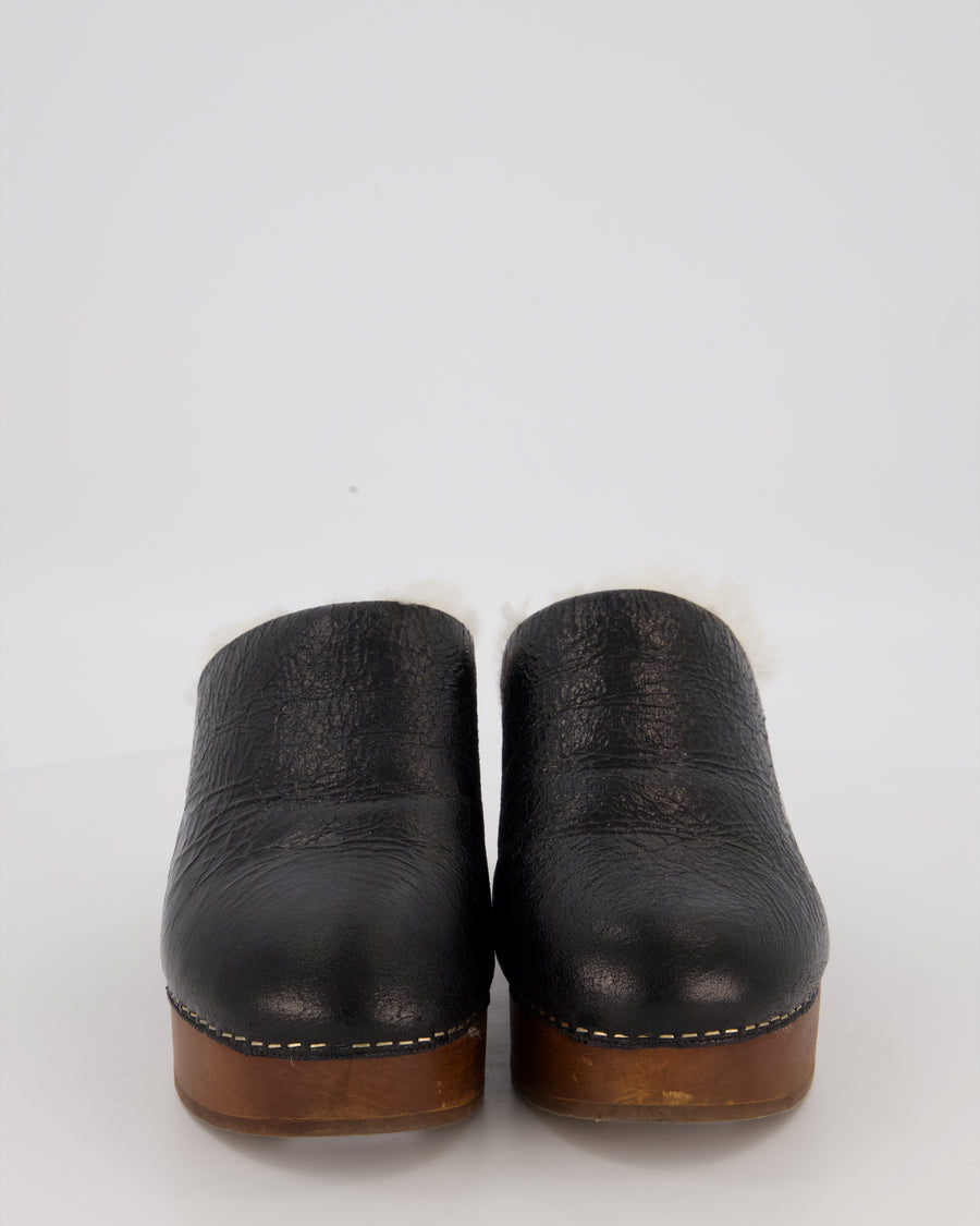 Chanel Black Crackled Sheepskin Shearling Clogs Shoes Size EU 42