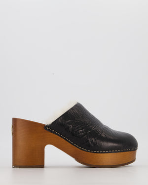 Chanel Black Crackled Sheepskin Shearling Clogs Shoes Size EU 42