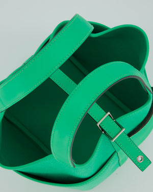 Hermès Picotin 18 Cargo Bag In Vert Comics in Swift Leather and Toile Goeland With Palladium Hardware