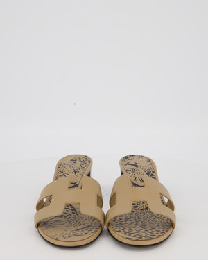 Hermès Oasis Sandals in Trench Jungle Love Printed in Lambskin Leather Size EU 41.5