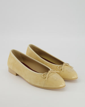 Chanel Beige Suede Ballet Flats With Patent Beige Toecap and CC Logo Size EU 39.5
