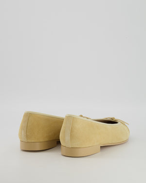Chanel Beige Suede Ballet Flats With Patent Beige Toecap and CC Logo Size EU 39.5
