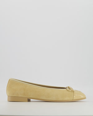 Chanel Beige Suede Ballet Flats With Patent Beige Toecap and CC Logo Size EU 39.5