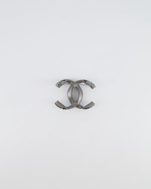 Chanel 16A Dark Silver Twisted CC Logo Brooch with Crystals,Black and White Pearls