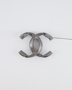 Chanel 16A Dark Silver Twisted CC Logo Brooch with Crystals,Black and White Pearls