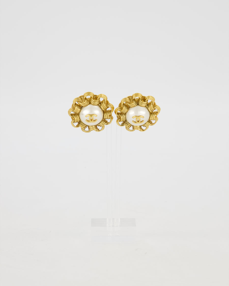 Chanel 93A Gold Clip-on Earrings with Rolo-Chain Border and Faux Pearl with CC Logo