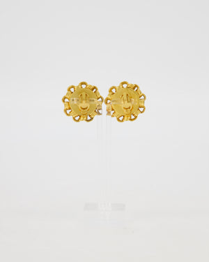 Chanel 93A Gold Clip-on Earrings with Rolo-Chain Border and Faux Pearl with CC Logo