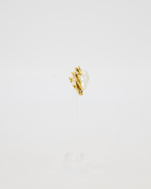 Chanel 93A gold clip-on Earring with Ornate Baroque frame and Faux Pearl with CC Logo