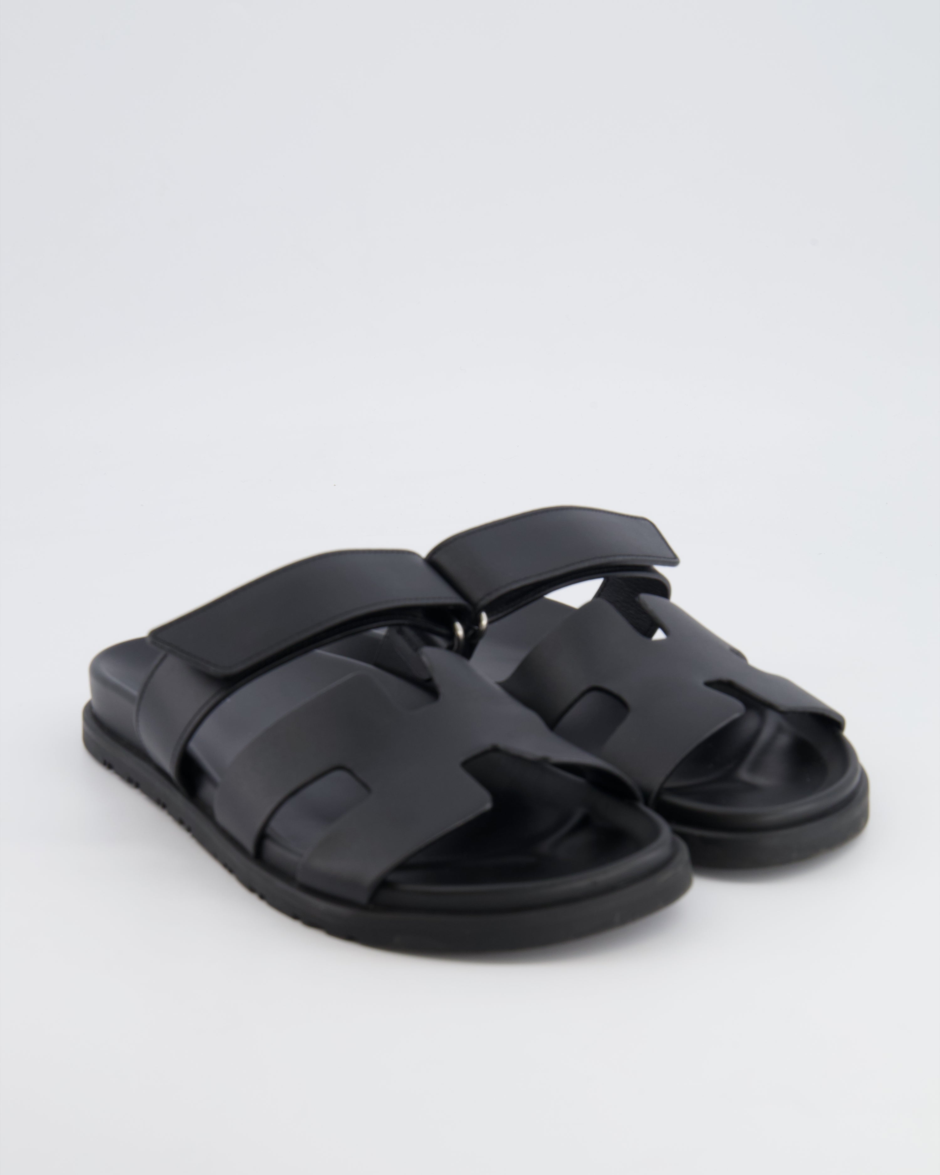 Hermès Black Leather Chypre Sandals Size EU 37.5 – Sellier